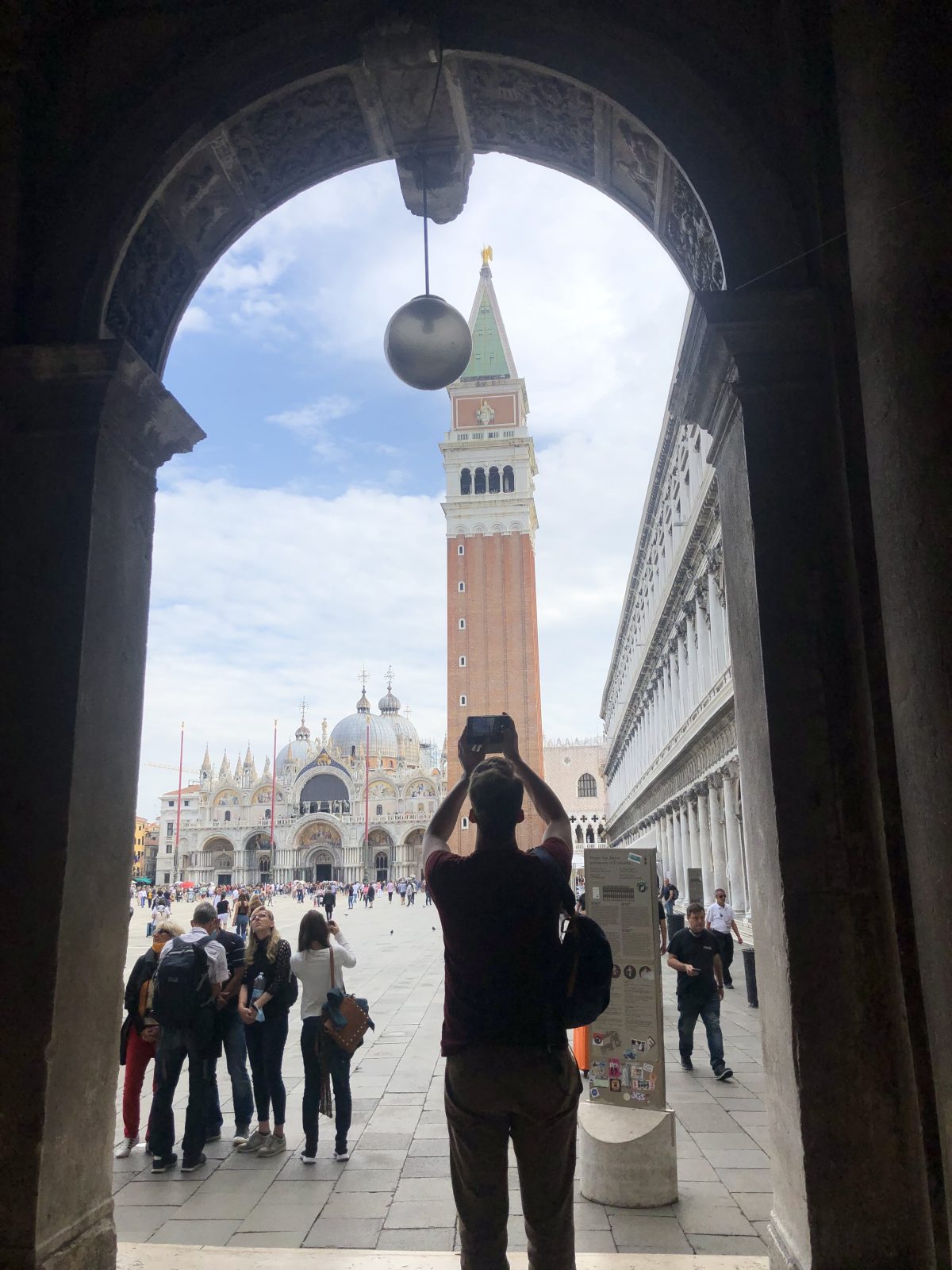 Noch schnell ein Foto vom Markusturm... Italien-Roadtrip: Route, Highlights & Tipps