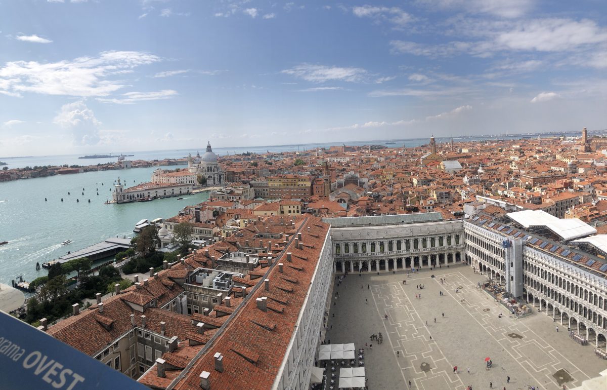 ...und dann die traumhafte Aussicht auf Venedig genießen. Italien-Roadtrip: Route, Highlights & Tipps