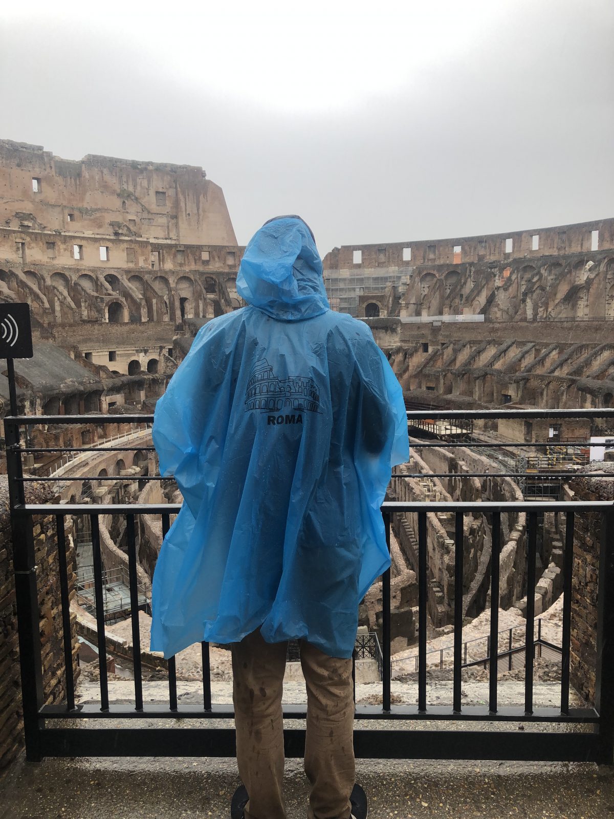 Verregneter Besuch des Kolosseums Kolosseum in Rom bei Regen