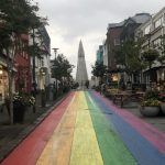Rainbow-Walk zur Hallgrimskrikja in Reykjavík, Island