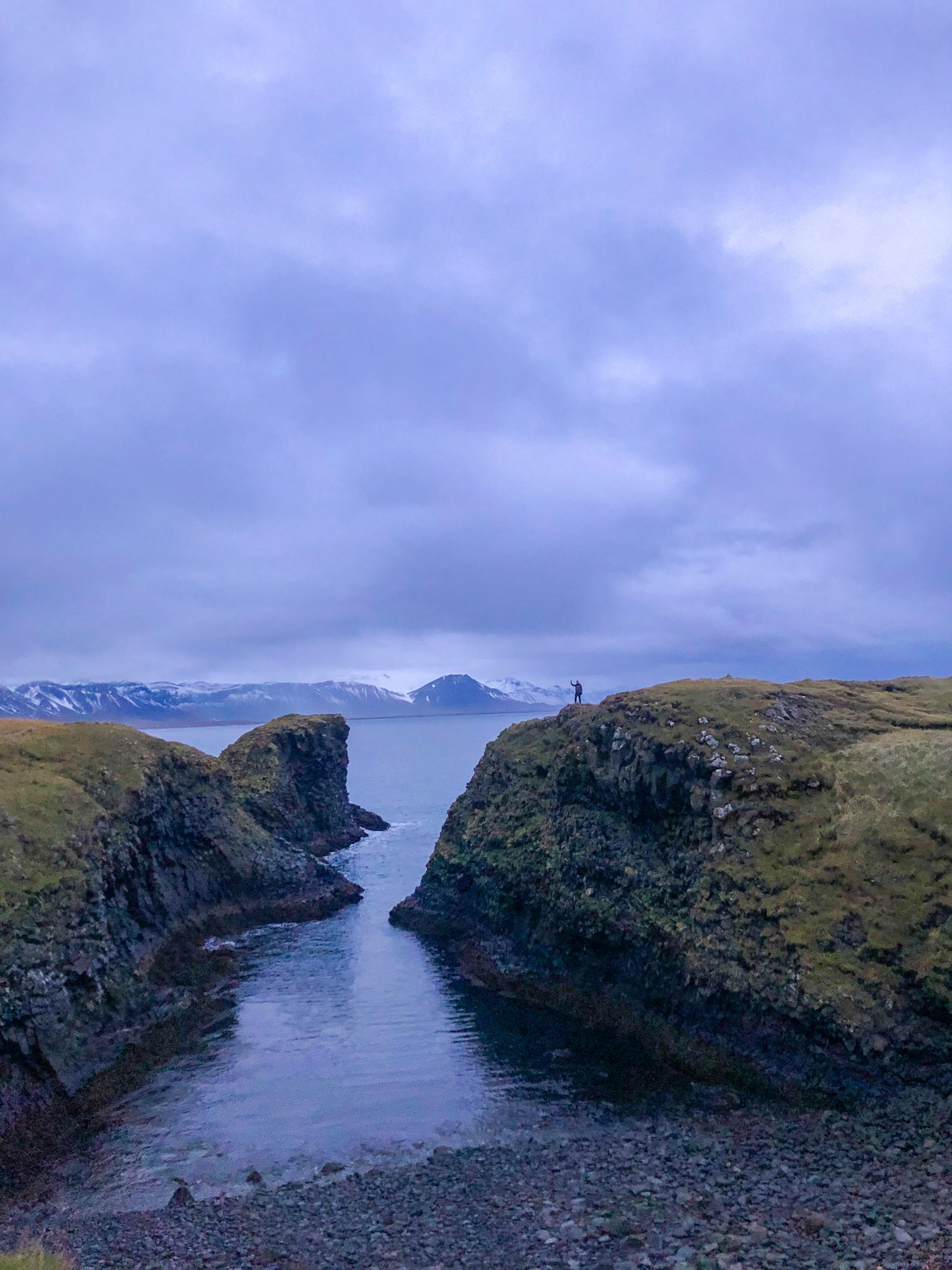 Die Küste von Arnarstapi in Island