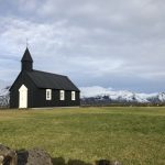 Schwarze Kirche Budir in Island