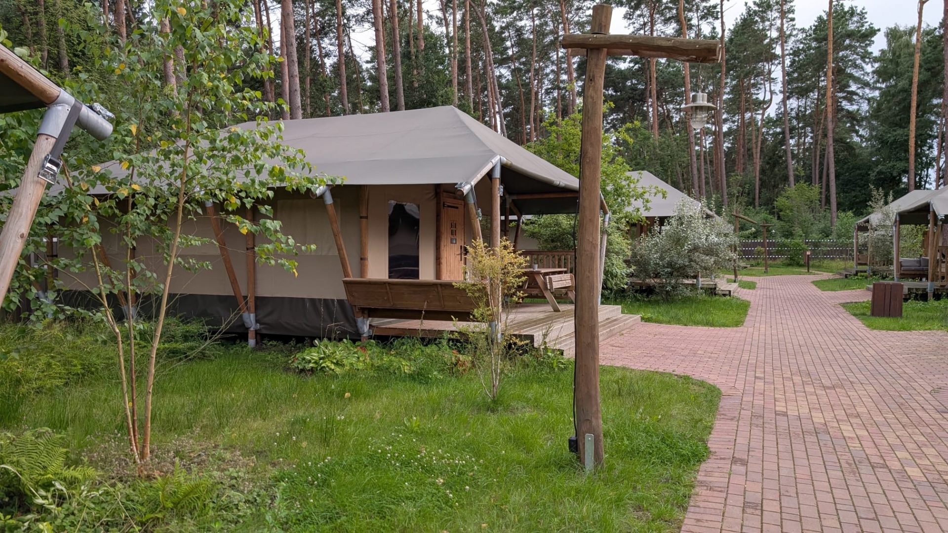 Glamping-Zelt im Seregetipark