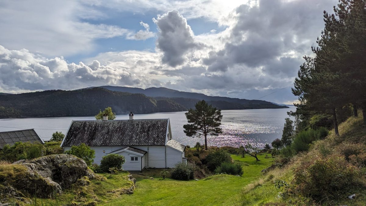 In Ostereidet wolleen wir eine leichte Wanderung unternehmen... Mini Norwegen-Roadtrip für Familien
