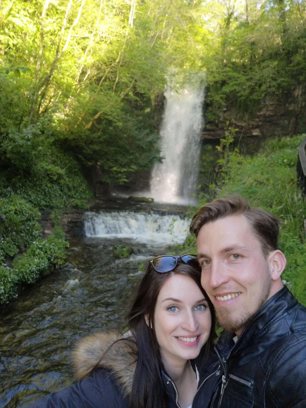 Selfie am Glencar Wasserfall Irland Roadtrip: Glencar Wasserfall