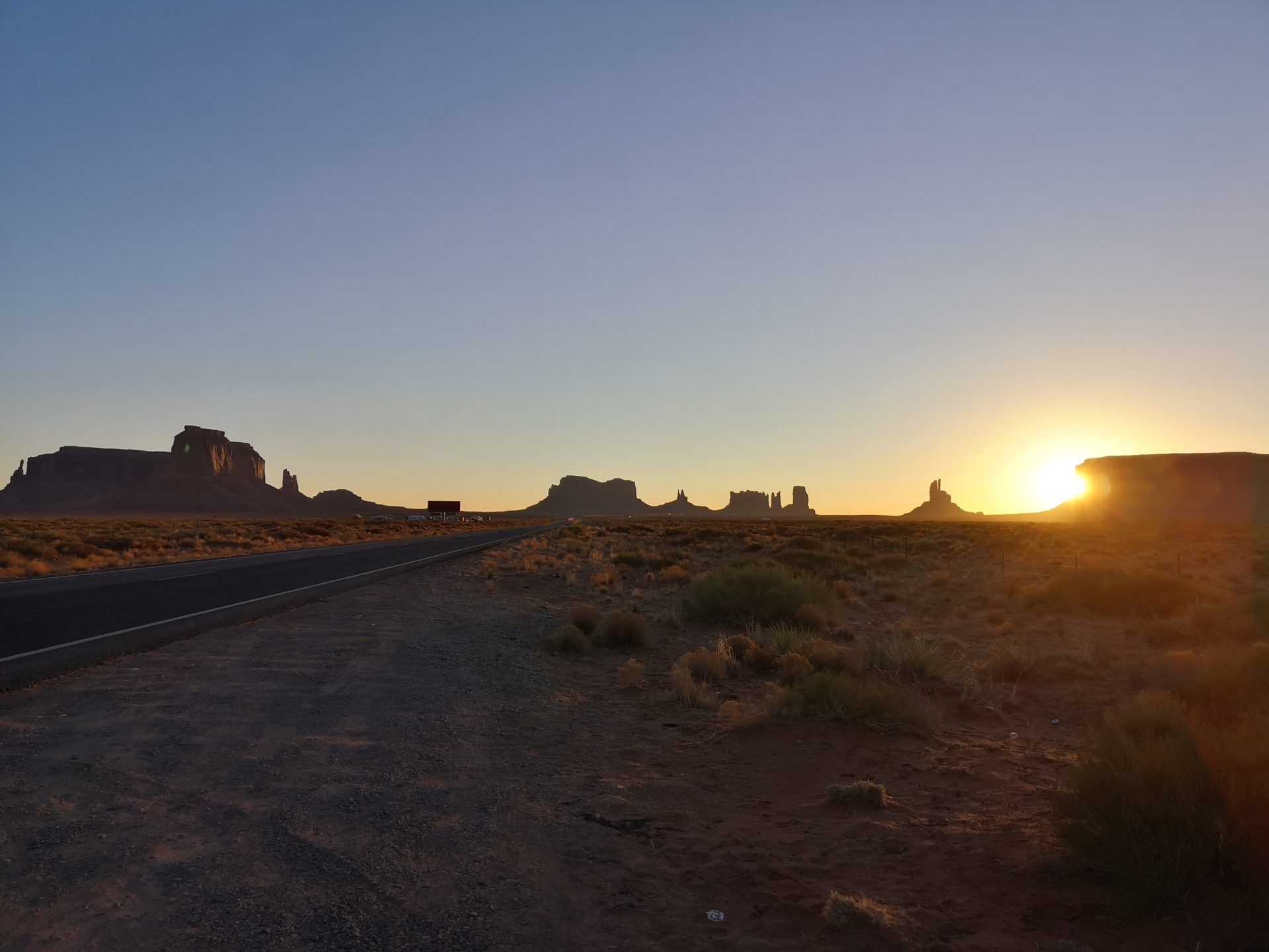 Roadtrip USA Westküste: Sunrise im Monument Valley