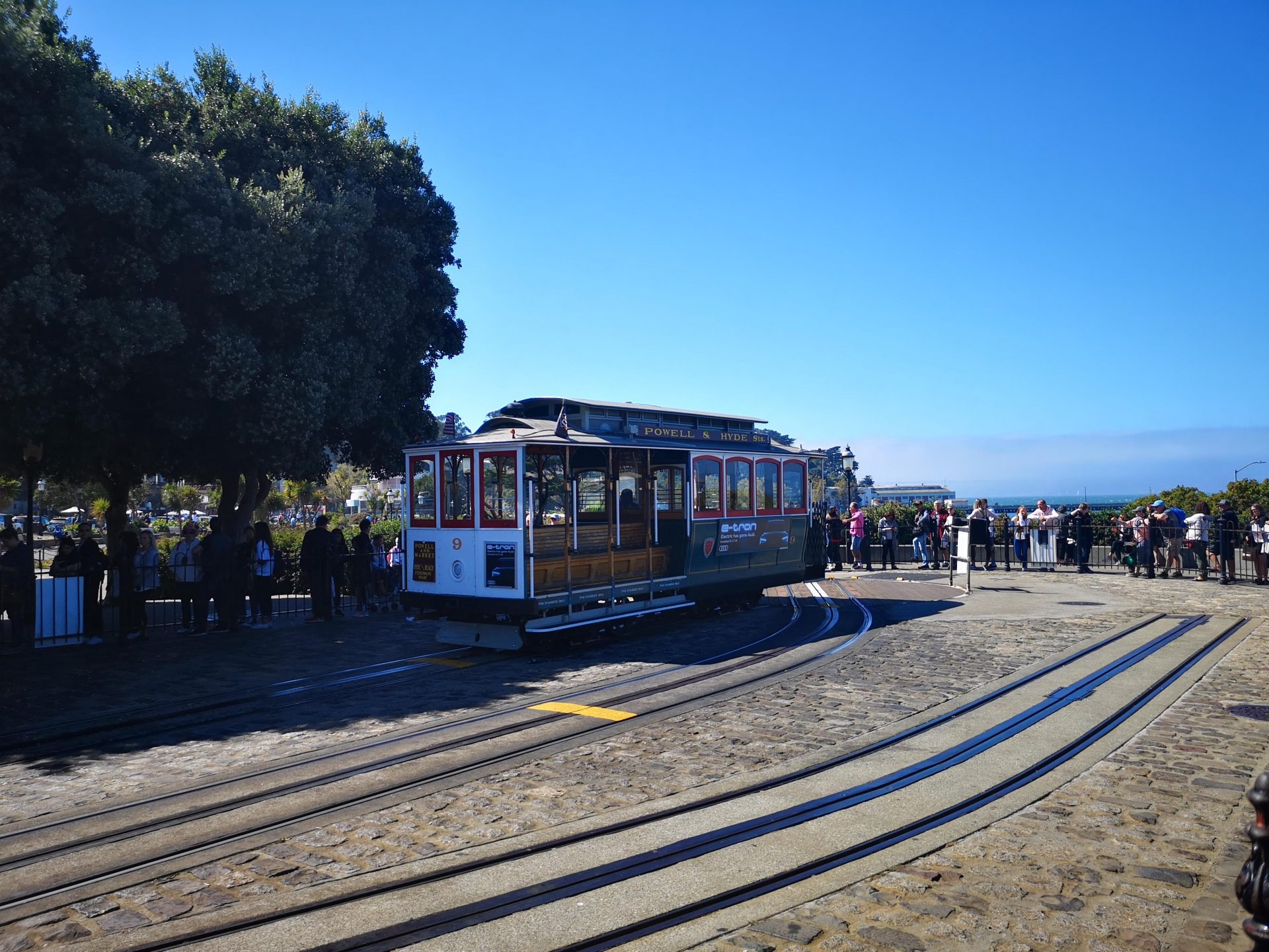 Roadtrip USA Westen: Cable Car in San Francisco