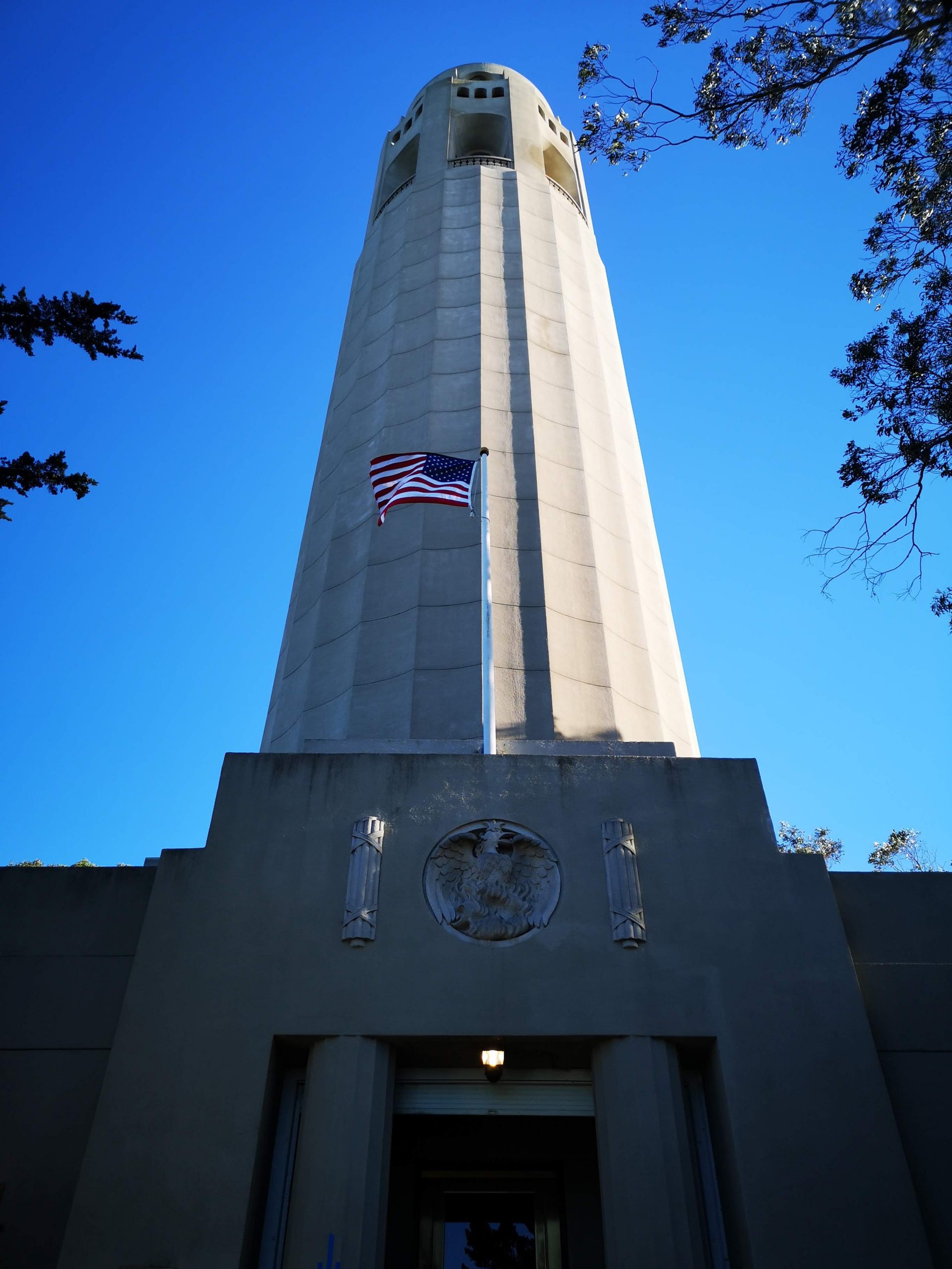 Roadtrip USA Westen: Coit Tower in San Francisco