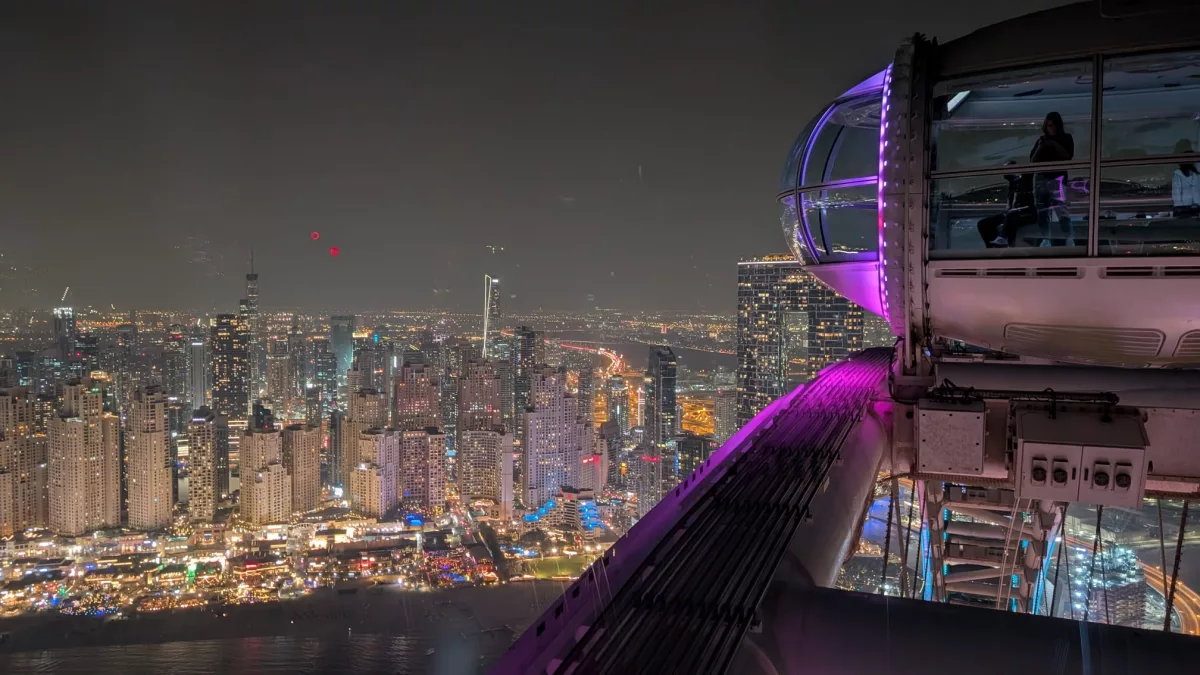 Oben angekommen auf dem Riesenrad Ain Dubai