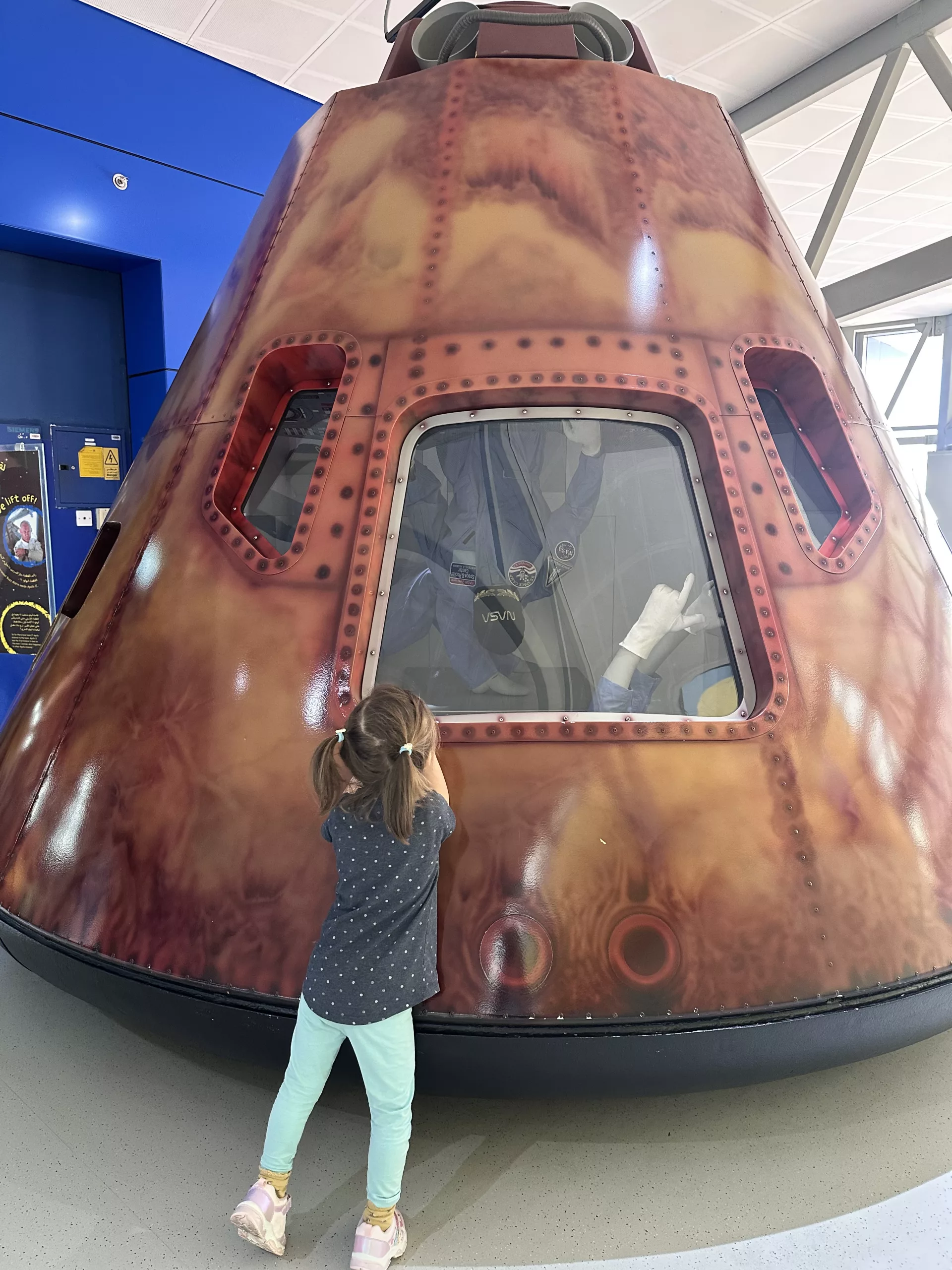 Raumsonde im Weltall-Bereich der Childrens City Dubai