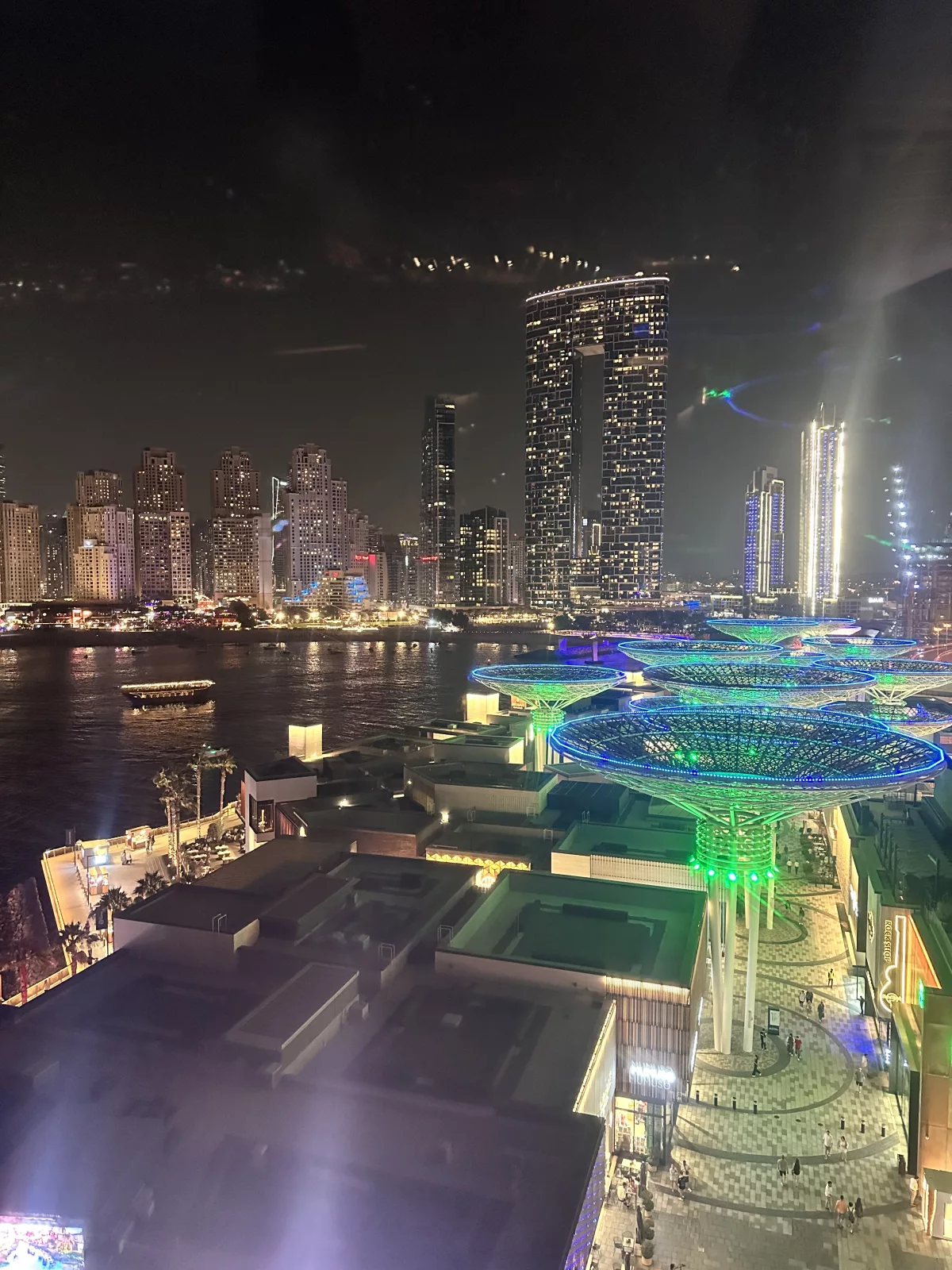 Blick vom Ain Dubai zum Address Beach Resort