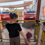 Favorit von Oli und Ava im Legoland Dubai: Feuerlöschen mit der Spiel-Feuerwehr
