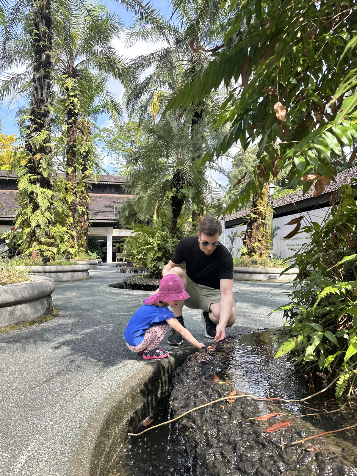 Familienzeit im Botanischen Garten von Singapur