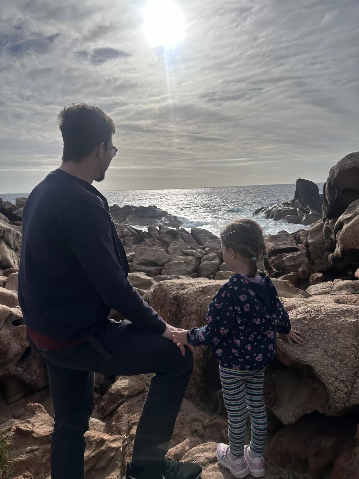 Erstmal die Aussicht auf das Meer von der felsigen Küste aus genießen