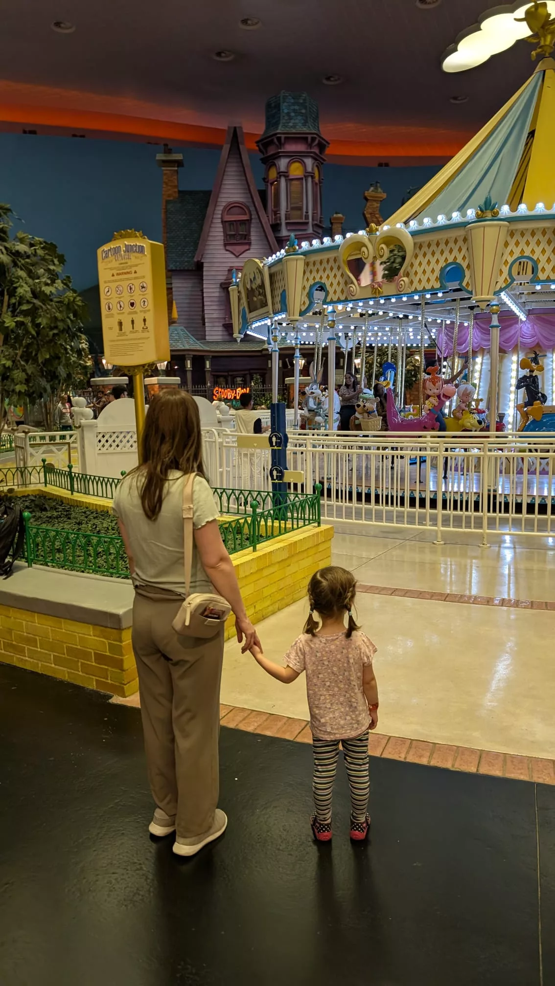 In der Cartoon Junction gibt es auch ein klassisches Karussell In der Cartoon Junction gibt es auch ein klassisches Karussell