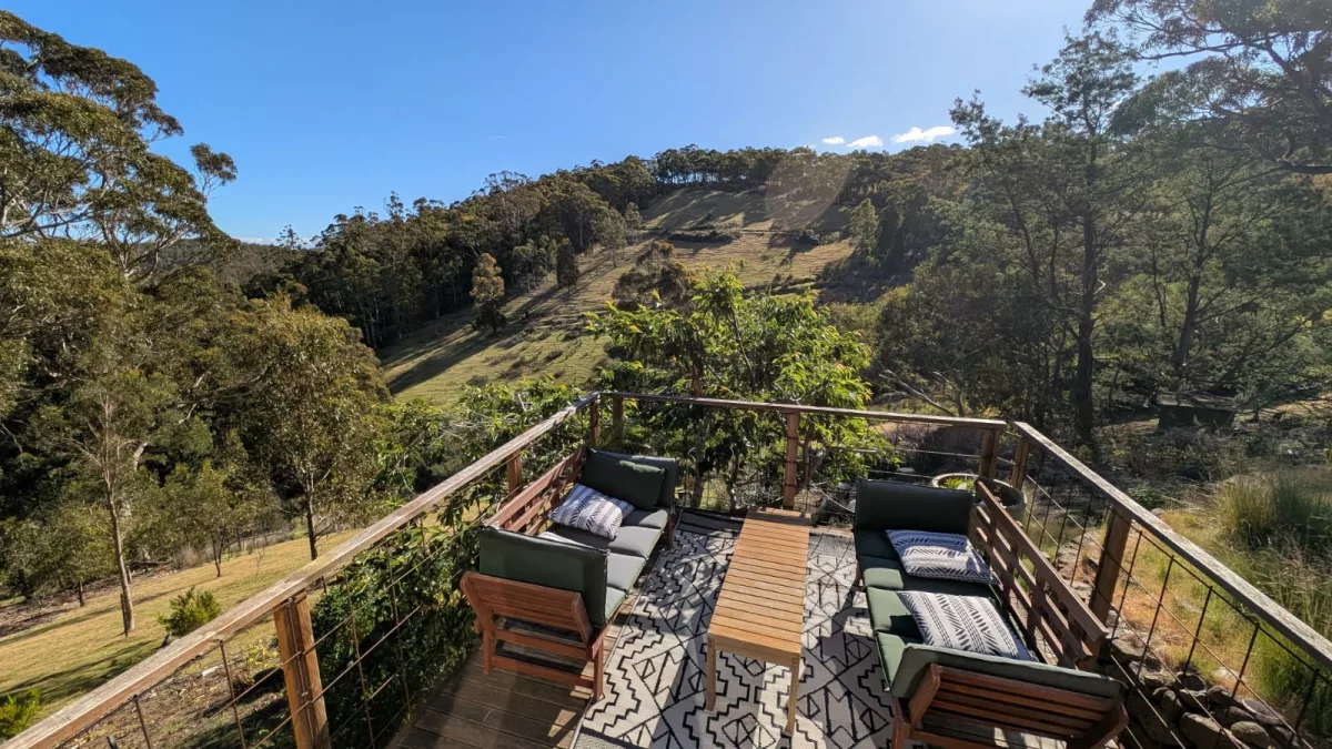 Einen Balkon gibt es ebenfalls, Traumaussicht garantiert Einen Balkon gibt es ebenfalls, Traumaussicht garantiert