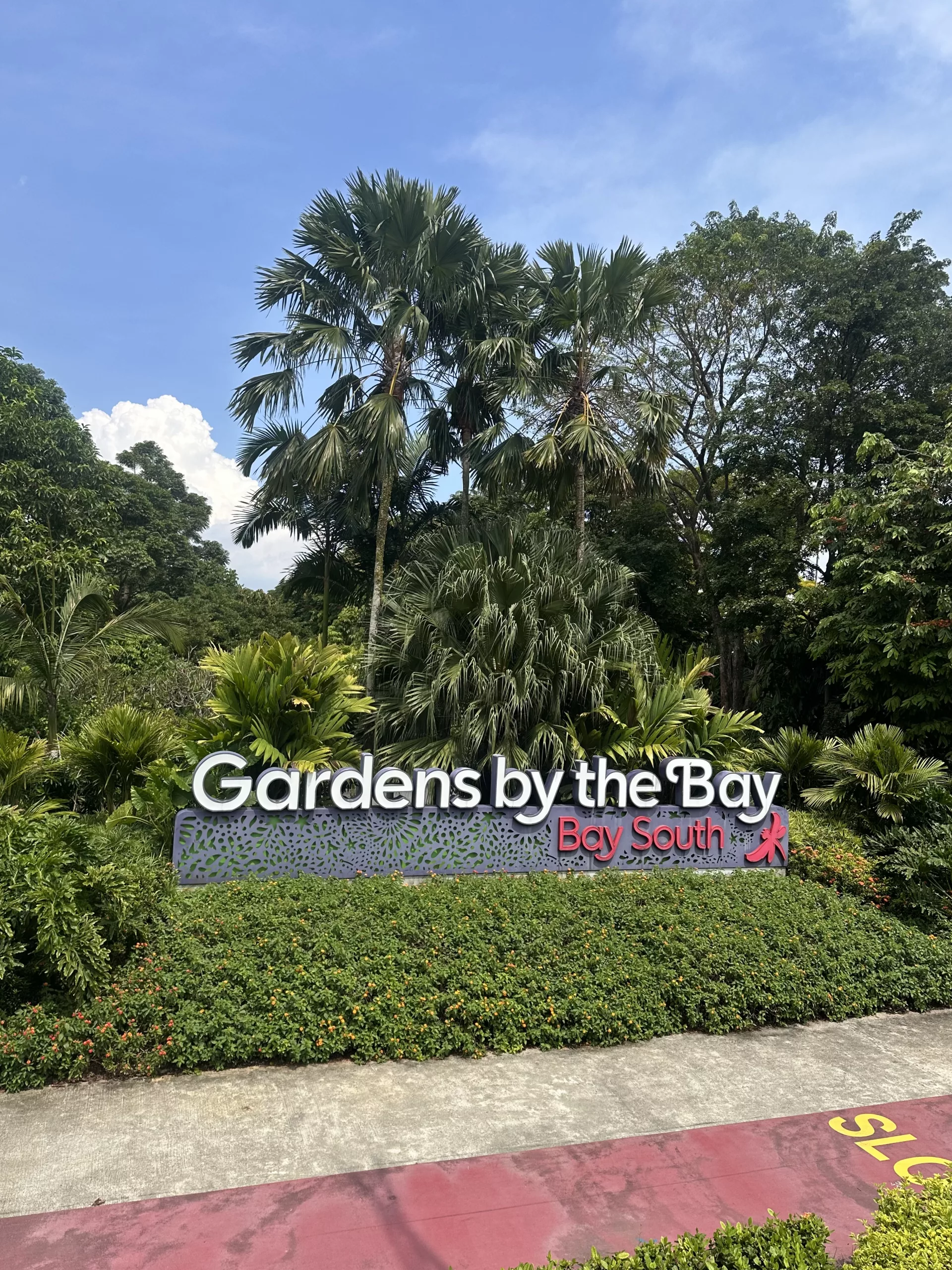 Auch zu den Gardens by the Bay fahren die Busse