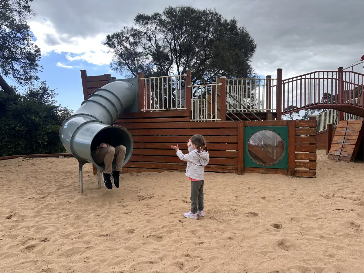 Im Park am Lake Pertobe gibt es mehrere schöne Spielplätze