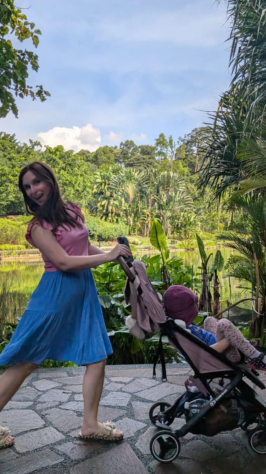 Die Botanischen Gärten sind super für Spaziergänge mit Kinderwagen Singapur mit Kind: Eine Woche Großstadt-Dschungel