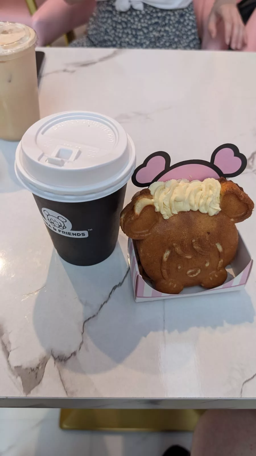 Auch die anderen Snacks sind super süß gestaltet Auch die anderen Snacks im Nana and Friends Café sind super süß gestaltet