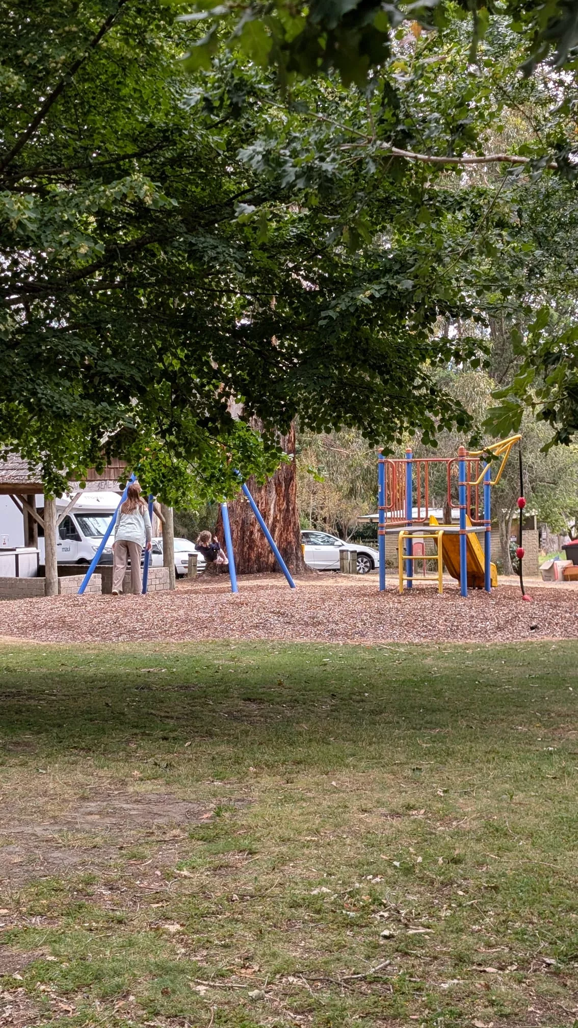 Der kleine Spielplatz am Parkplatz Der kleine Spielplatz am Parkplatz der Lilydale Falls