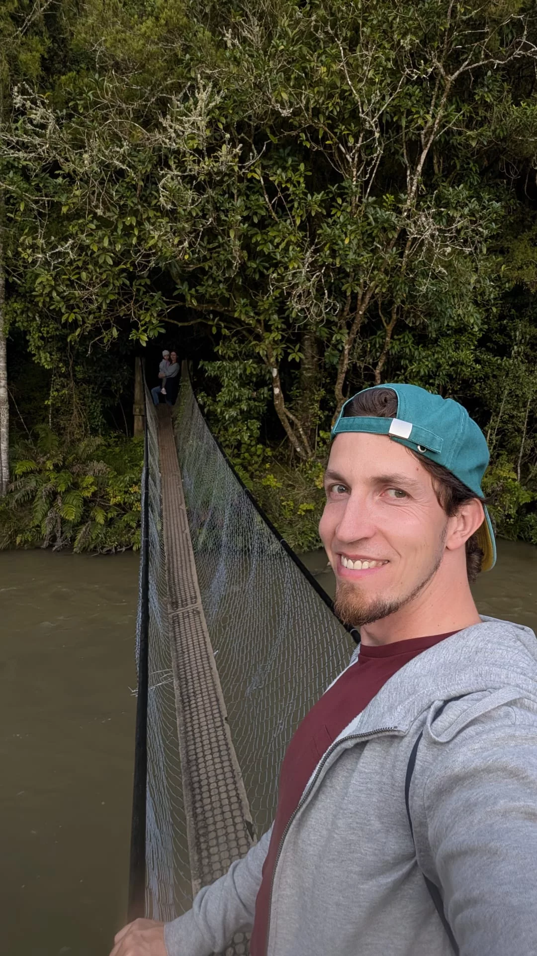 Über die Hängebrücke konnte immer nur eine Person laufen