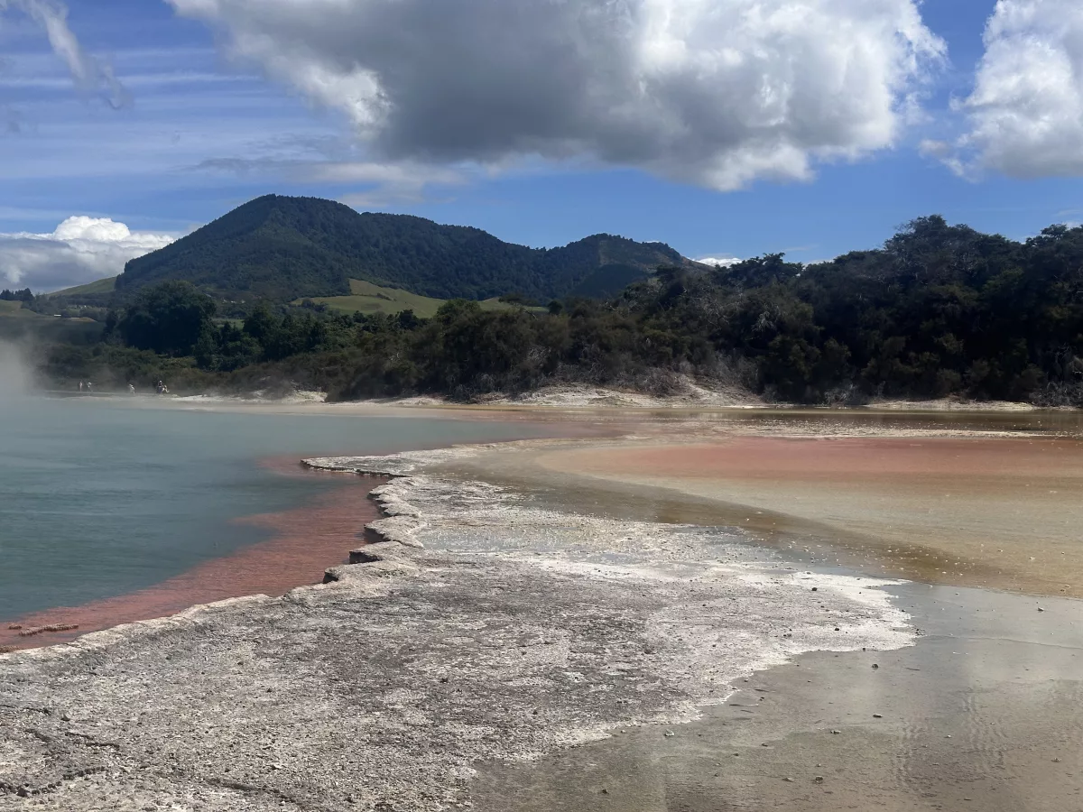 Noch einmal der Champagne Pool, fotografiert vom anderen Ufer