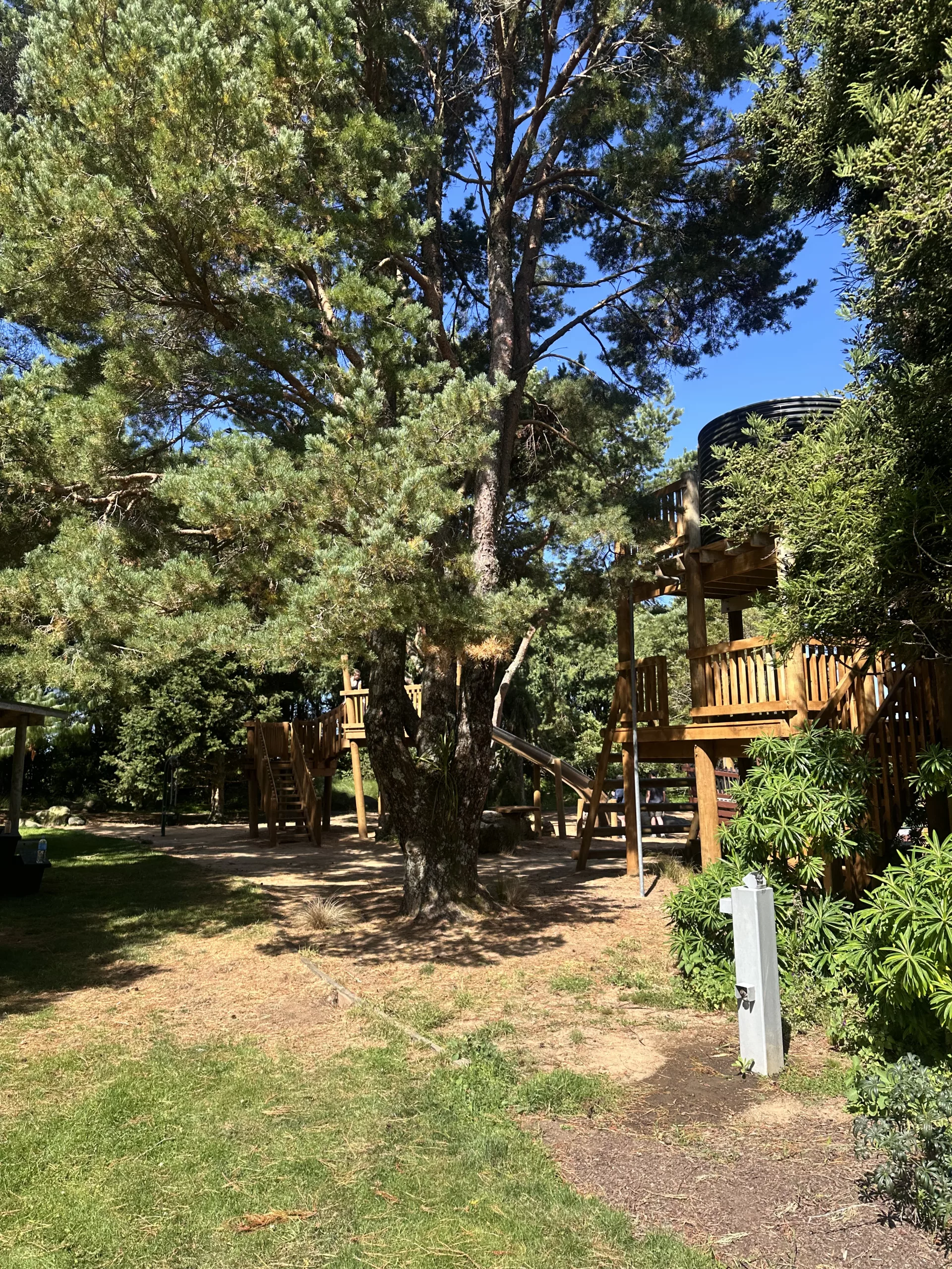 Der Spielplatz liegt sehr ruhig im Familienbereich