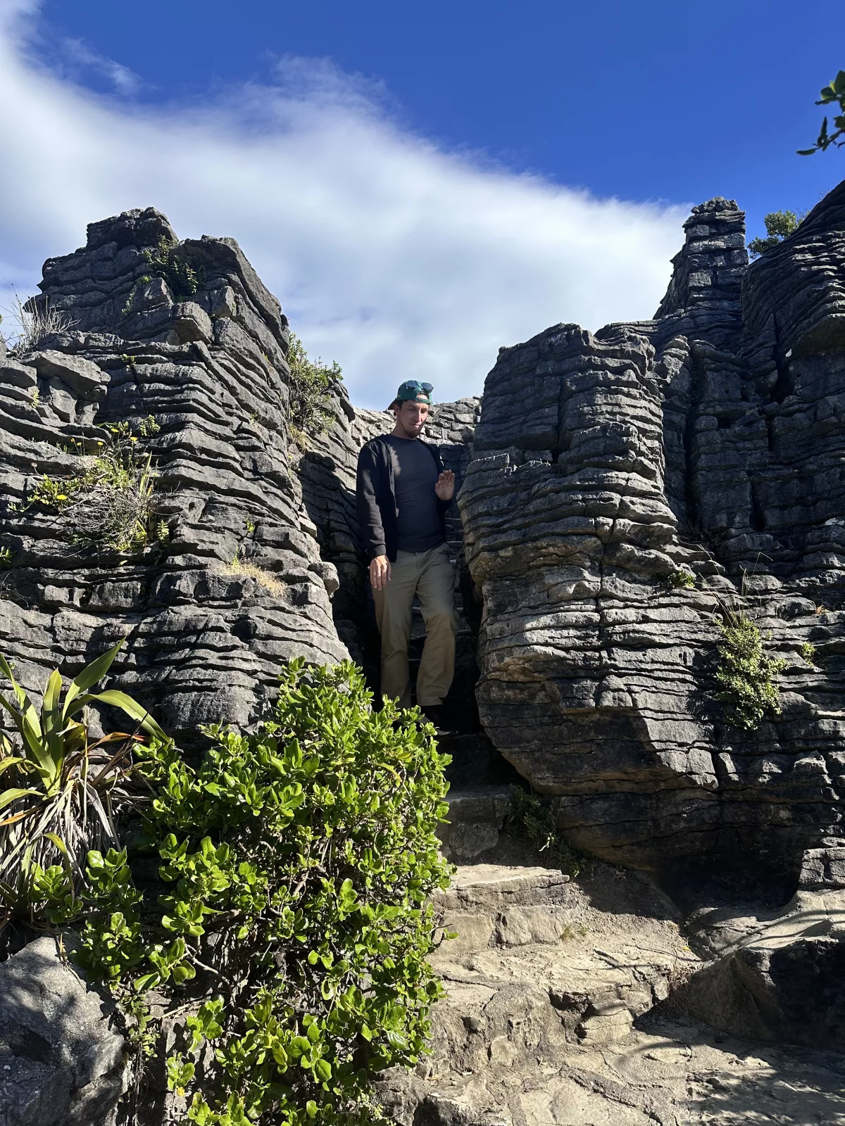 Es gibt nämlich in diesem Teil ein paar Treppen und Engstellen