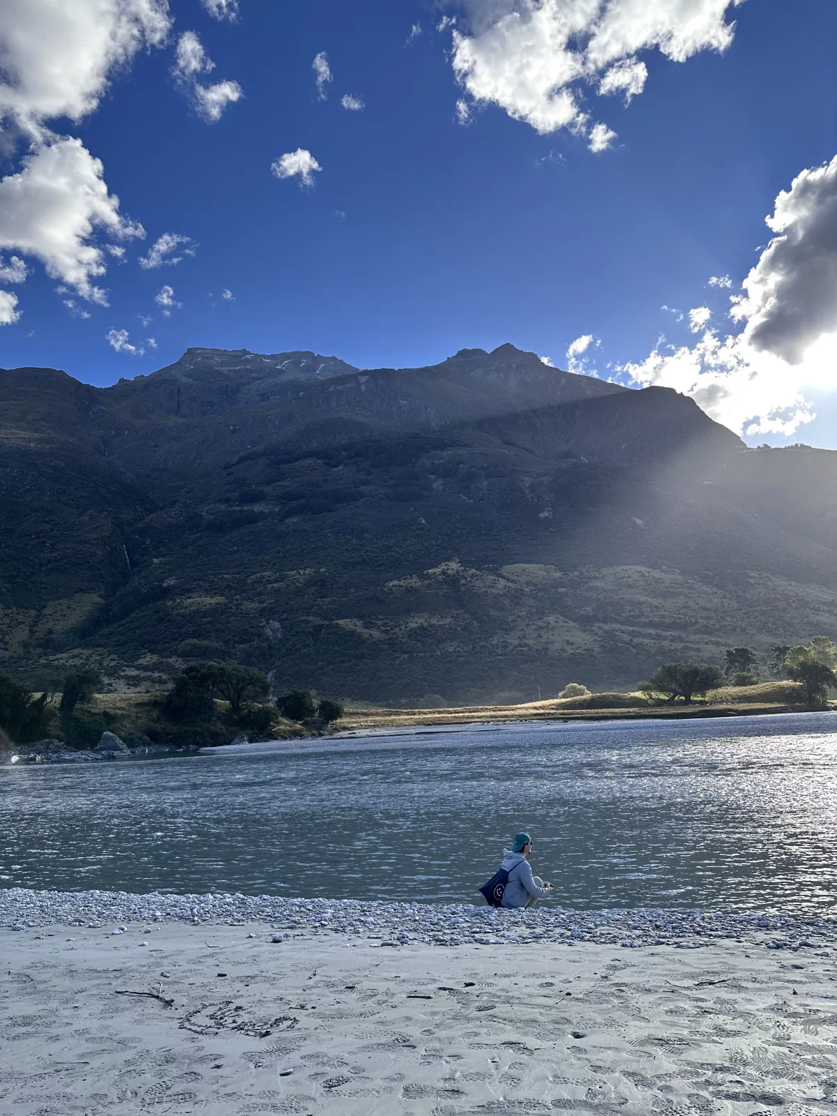 Oli am Fluss - so erkennt man die Größenverhältnisse einigermaßen