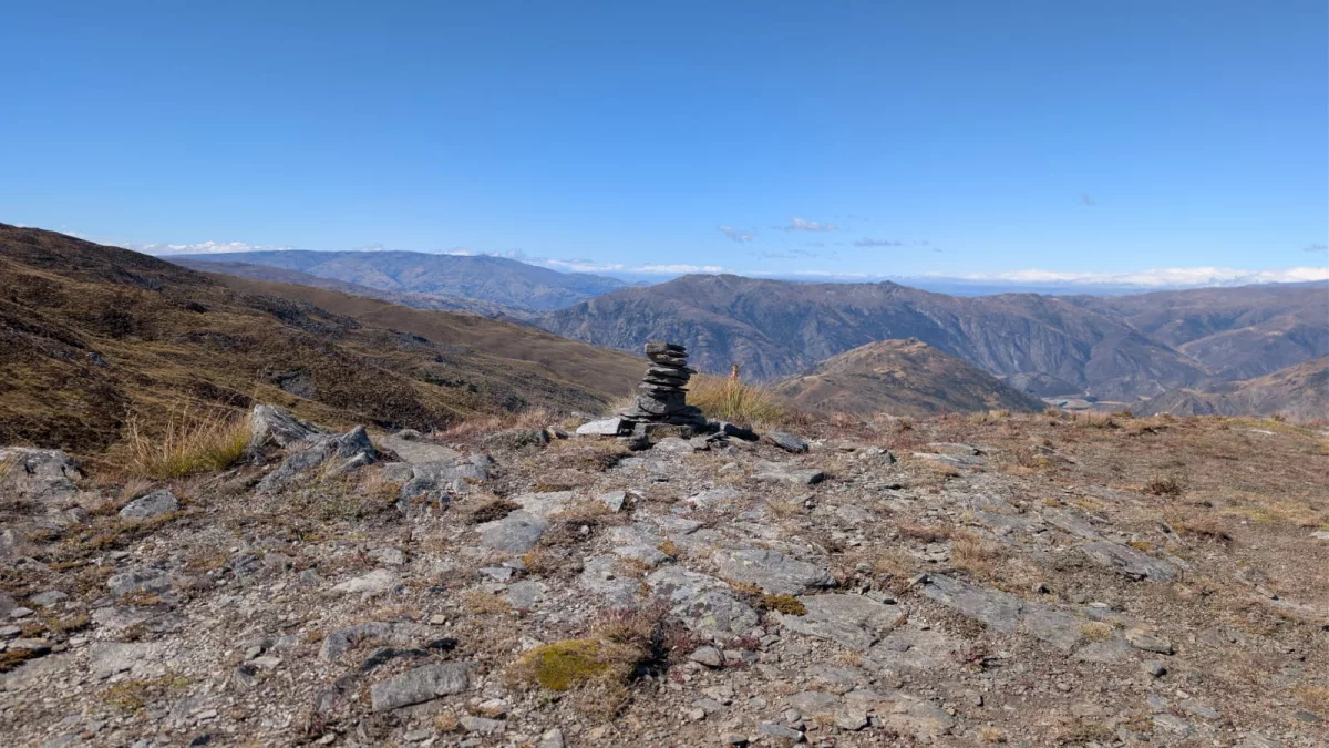 Auf dem Crown Range Summit angekommen