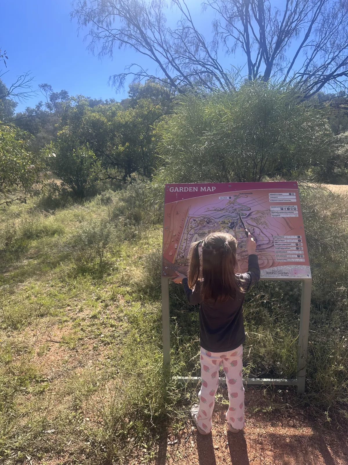 Erster Blick auf die Karte des Botanischen Gartens Karte des Botanischen Gartens von Alice Springs