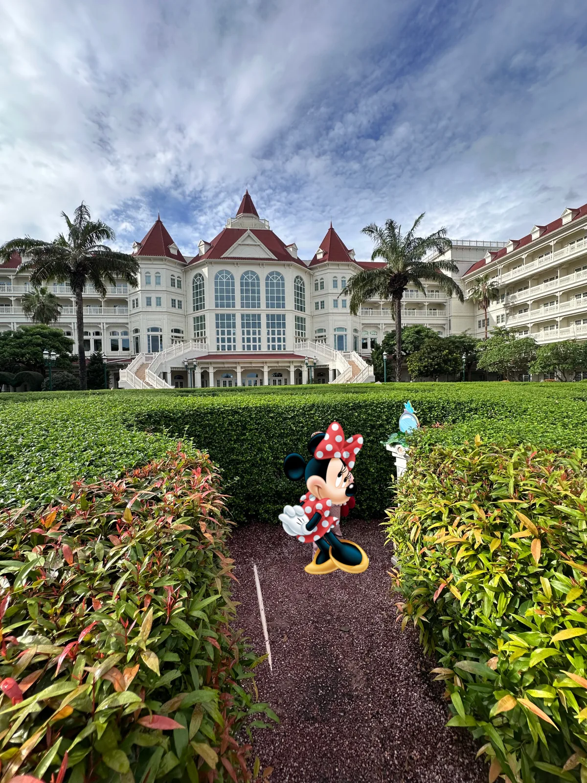 Das Disneyhotel Hongkong Disneyhotel Hongkong vom Garten aus fotografiert