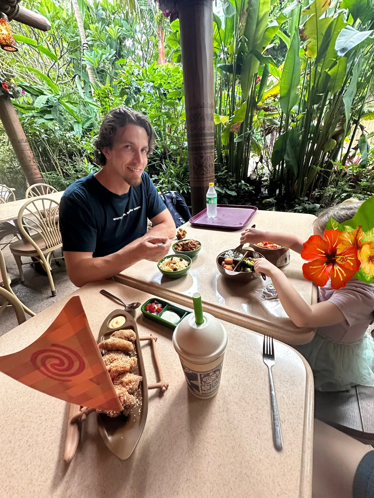 Unser leckeres Essen im „Wayfinders‘ Table“ Essen im Wayfinders Table Restaurant im Disneyland Hongkong