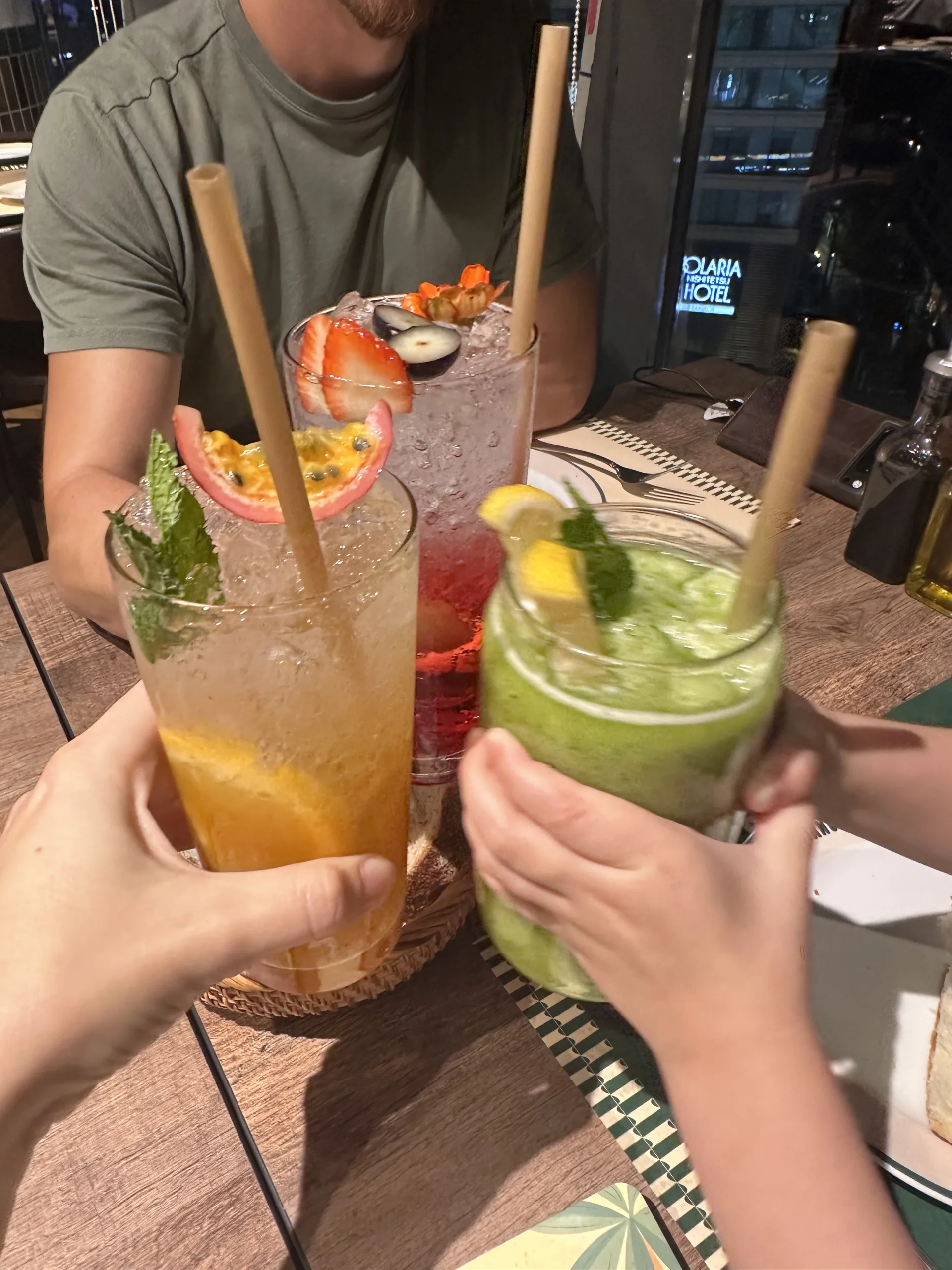 Leckere und günstige Cocktails bzw. Säfte in Bangkok