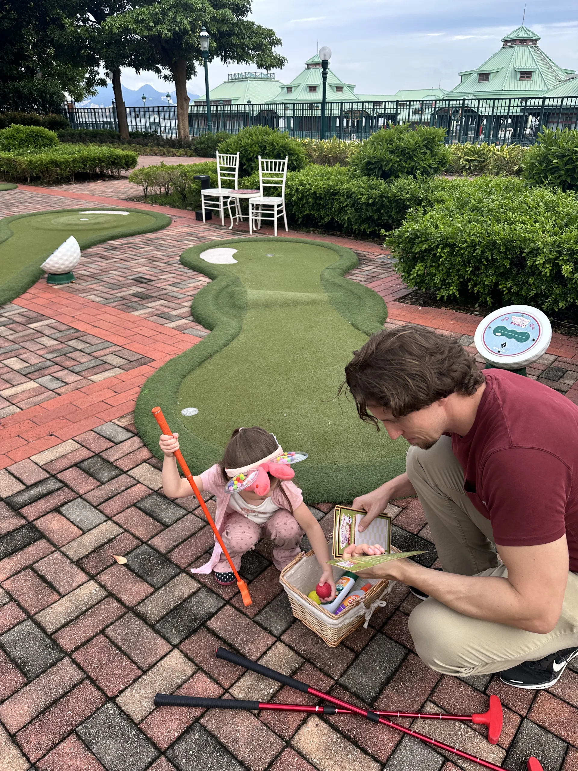 Minigolf im Disneyhotel Hongkong