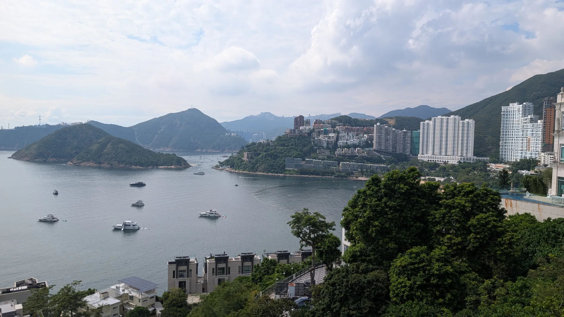Blick auf die Repulse Bay von Hongkong