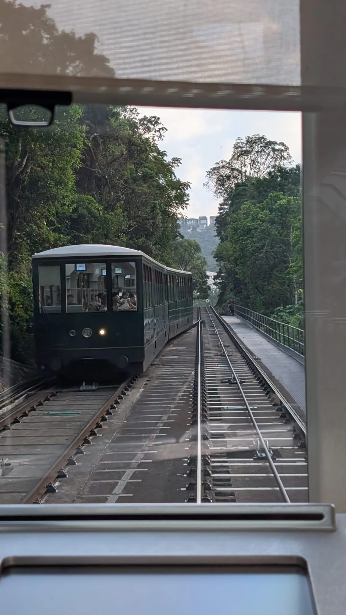 Die historische Peak Tram Die Peak Tram in Hongkong